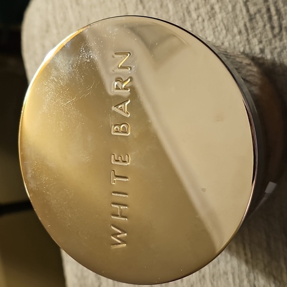 White Barn Bath & Body Works Merry Cookie 3-Wick Candle NWT - Picture 5 of 6